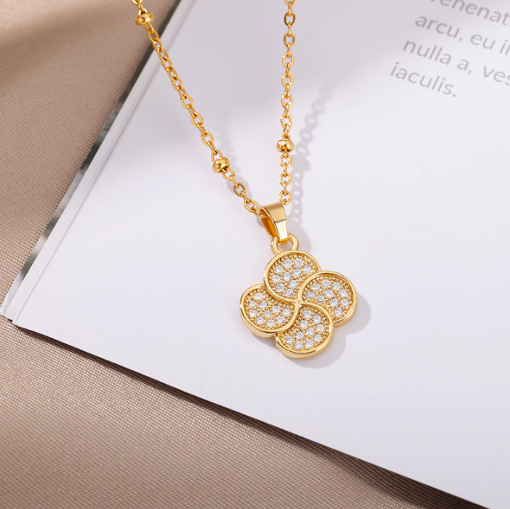 Four Leaf Clover Pendant Gold Necklace