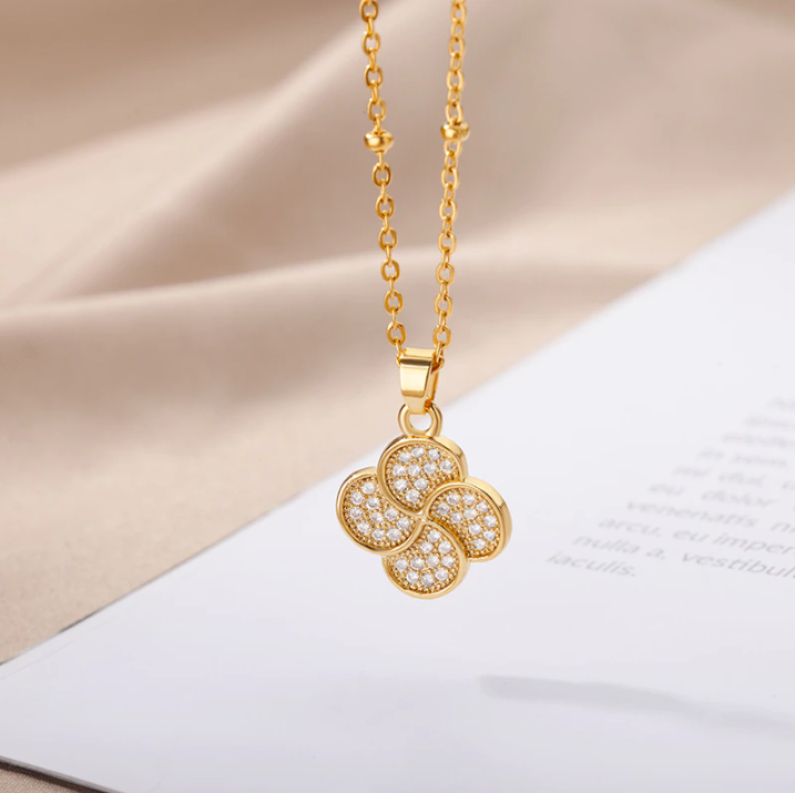 Four Leaf Clover Pendant Gold Necklace